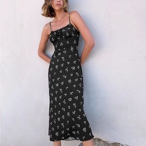 Aritzia Bellow Midi Dress